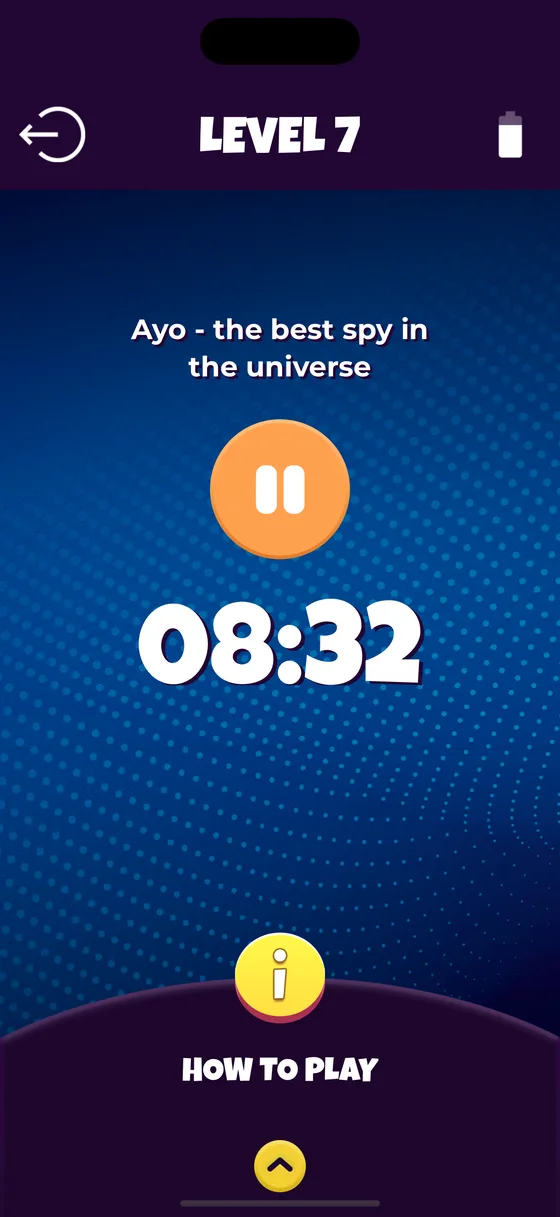A game in progress on level seven, showing a pause button and a countdown reading 8 minutes 32